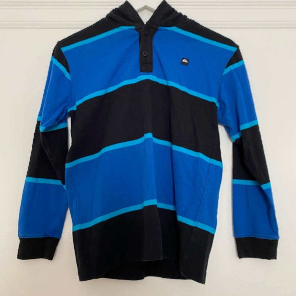 Quiksilver Blue and Black Striped Sweater